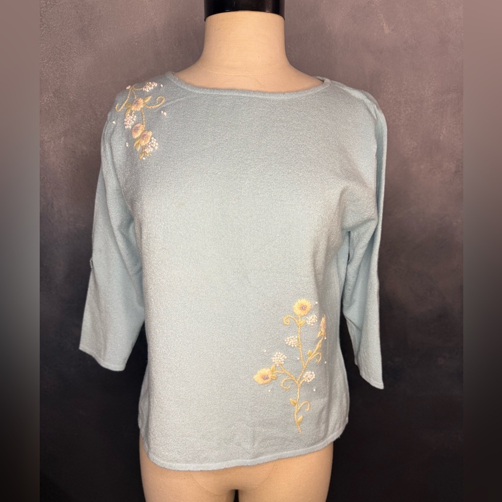 ✨Vintage Eagle's Eye Embroidered Floral Sweater - Size S✨
